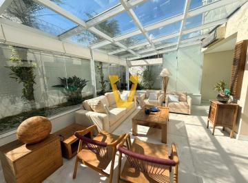 Casa · 560m² · 3 Quartos · 6 Vagas · Casa no condomínio Casa do Horto para venda com 3 quartos, sendo 3 suítes, 560m²