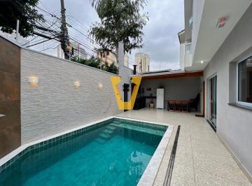 Casa · 236m² · 3 Quartos · 5 Vagas · Sobrado para venda em Santa Teresinha com 3 quartos, sendo 1 suíte, 236m²