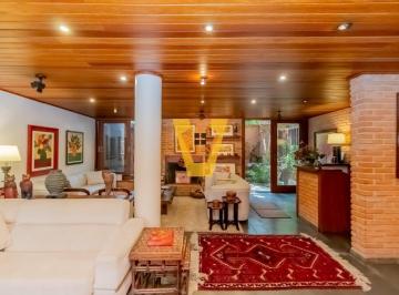 Casa · 310m² · 4 Quartos · 2 Vagas · Casa para venda em Indianópolis com 4 quartos, sendo 2 suítes, 310m²