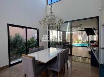 img0 · Casa com 3 Quarto(s) e 5 banheiro(s) para Alugar, 300 m² por R$ 8778 / Mês