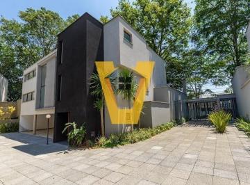 Casa · 719m² · 4 Quartos · Casa em condomínio para venda com 4 quartos, sendo 4 suítes, 719m²