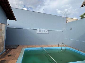 img0 · Casa com 3 Quarto(s) e 4 banheiro(s) para Alugar, 187 m² por R$ 5102 / Mês