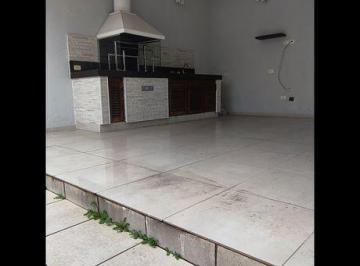 img0 · Casa com 3 Quarto(s) e 4 banheiro(s) para Alugar, 250 m² por R$ 9333 / Mês