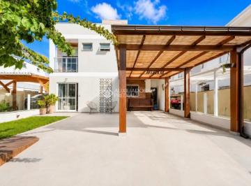 Casa · 106m² · 3 Quartos · 2 Vagas · Auxiliadora Predial aluga Casa composta por 3 dormitórios,  sendo uma suíte no bairro Campeche