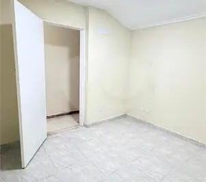 Comercial · 60m² · Casa comercial na Rua Soror Angélica, N. 524 • 60 m²