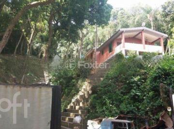 b0eedcbb · Casa, 3 dormitórios, 220 m², em Ponta Grossa