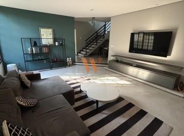 Casa · 300m² · 5 Quartos · 2 Vagas · CASA REFORMADA com 250m² à VENDA em JURERÊ IN!