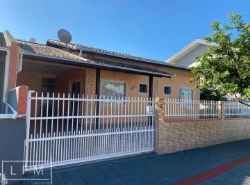 Casa · 80m² · 3 Quartos · 2 Vagas · casa térrea a venda em Balneário Piçarras Sc