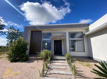 Casa de 3 quartos, São João do Sul · Casa com Piscina em São João do Sul