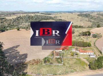 f515224764ca105ff45d65976940a0340327f3c2 · Fazenda em São Miguel Arcanjo - SP