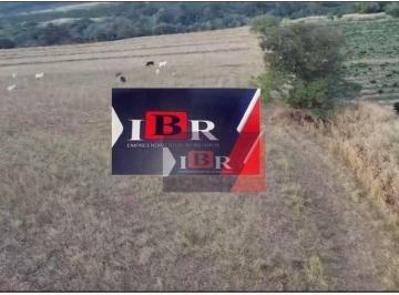5b61af5e740bdf4a48731f7d68d6c0c40240fb1c · Fazenda em Garça - SP