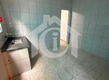 Casa de 6 quartos, Diadema · Imóvel de renda à venda em Diadema com 5 casas e salão comercial – rendimento garantido