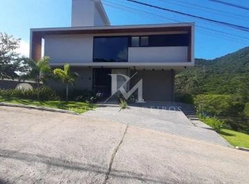 18d20f77-3f4b-4ec0-86a7-d017f8478f26-17793858377662.jpg · Casa com 4 suítes em condomínio no Itacorubi, Florianópolis