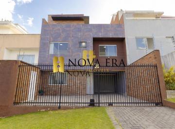 Casa · 171m² · 3 Quartos · 3 Vagas · Casa de Frente no Pilarzinho, Curitiba – 3 quartos, 3 vagas, 171m²