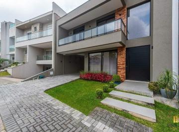 Casa · 220m² · 4 Quartos · 2 Vagas · Casa 4 quartos, 2 suítes, em Condomínio Clube Bacacheri/Bairro Alto