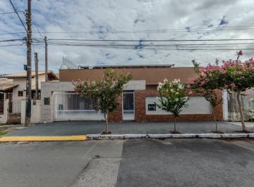b45399da-9afb-4f54-a211-7cdf6680bc85 · Sensacional casa para venda em São João com 5 quartos, sendo 1 suíte, 174m²