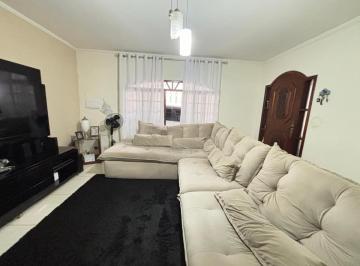9b259af4-6c7e-485e-bf0d-8f960e6becb0 · Agradável terreno residencial para venda em Gopoúva, 250m²