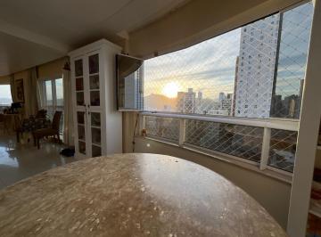 803e53bd-c15a-4ed2-ad12-87c0d450b8aa · Confortável apartamento para venda em Centro com 4 quartos, sendo 4 suítes, 175m²