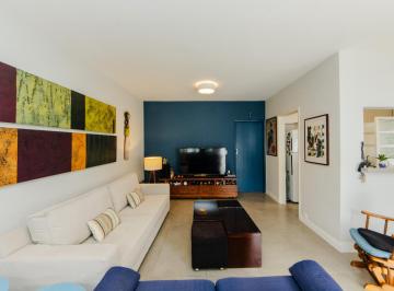 ed6f5bd4-fb40-468e-9915-253acd1781f4 · Elegante casa para venda em Vila Madalena com 3 quartos, sendo 1 suíte, 150m²