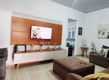 Casa de 2 quartos, São Sebastião · EXCELENTE CASA COM 2 QUARTOS, BAIRRO BELA VISTA