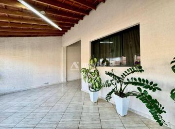 Casa · 185m² · 4 Quartos · 2 Vagas · Casa à Venda no Jardim Esmeralda com Edícula – Excelente Oportunidade para Morar e Empreender