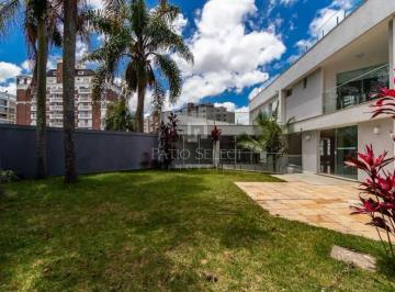 Casa · 514m² · 3 Quartos · 7 Vagas · Luxuosa Casa no Hugo Lange: Seu Refúgio dos Sonhos