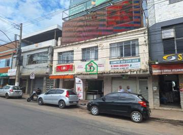 Casa · 390m² · 4 Quartos · Casa Exclusiva para Aluguel no Centro de Conselheiro Lafaiete - MG