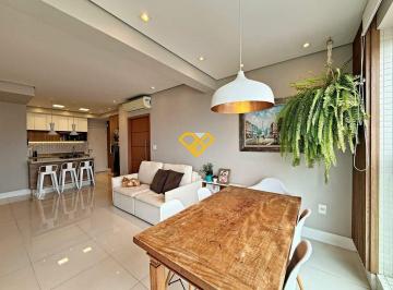 Sala e varanda · Apartamento 2 Quartos a Venda em Santos - Sp