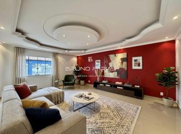Casa · 320m² · 5 Quartos · 4 Vagas · Sobrado 5 Quartos QSE 10 Taguatinga Sul