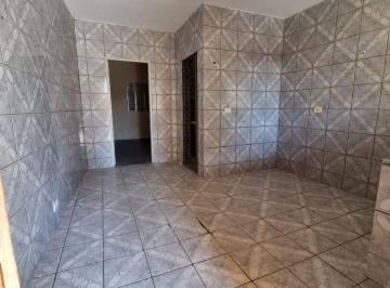 Casa · 45m² · 1 Quarto · Casa com 1 dormitório para alugar por R$ 800,0