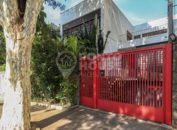 Casa · 317m² · 4 Quartos · 5 Vagas · Sobrado de 317m² à  venda em Vila Mariana com 04 quartos,  suíte e 05 vagas.