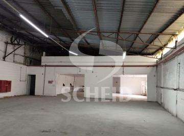 Comercial · 600m² · 2 Vagas · Galpão para locação em condominio.