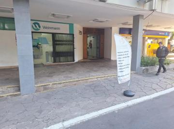 Casa · 43m² · 1 Quarto · Sala coml. 42,61m2 c/divisórias, Rua Mostardeiro, Independência,R$190 mil