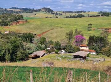 Lindo sitio - região sul de Londrina - 22,42 alqueires paulista. · Lindo sitio - região sul de Londrina - 22,42 alqueires paulista.