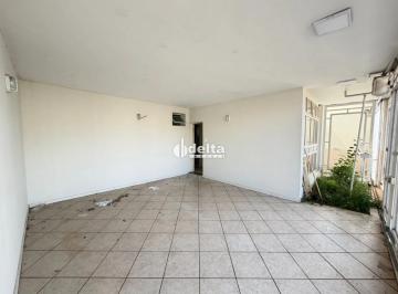 Casa · 360m² · 3 Quartos · 1 Vaga · Casa residencial com 3 quartos sendo 2 suítes disponível para locação no bairro Martins em Uberlândi