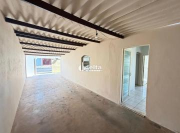 Casa · 261m² · 3 Quartos · 3 Vagas · Casa residencial com 3 quartos sendo 1 suíte disponível para locação no bairro Tubalina em Uberlândi