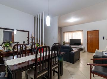 IMG_20260605_025328_000.jpeg · Excelente sobrado para venda em Chácara Inglesa com 4 quartos, sendo 1 suíte, 181m² - carlarodrigues