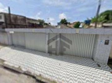 c319767d0656c3937327c164a40c9590004cd46c · Casa Espaçosa de 90m², terreno de 200m², à venda com 3 quartos (1 suíte), localizada em Cajueiro, Re