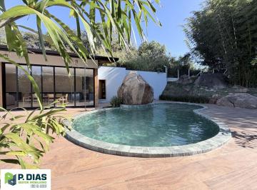 Casa · 195m² · 3 Quartos · 5 Vagas · Casa de Campo Estilo Mini Clube em Bragança Paulista — Lazer e Conforto em Cada Detalhe