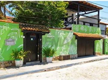 Comercial · 17 Quartos · 4 Vagas · Ponto Comercial de Hostel à venda no Centro de Búzios, RJ