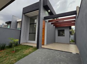 Casa · 97m² · 3 Quartos · 2 Vagas · Linda casa a venda no Bairro Jardim Imperial