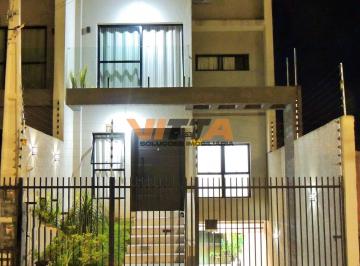 Casa · 142m² · 3 Quartos · 4 Vagas · Sobrado Moderno com 3 Quartos (1 Suíte) e Amplo Quintal no Bairro Iguaçu – Araucária