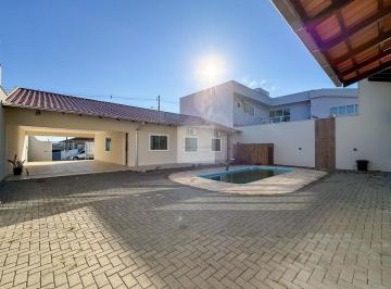Casa · 106m² · 3 Quartos · 4 Vagas · Linda casa mobiliada com piscina na Itoupava Central em Blumenau-SC