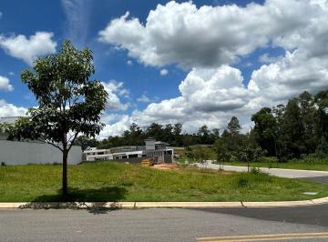 Terreno · 1402m² · Terreno en Condomínio para venda em Santa Cândida de 1402.00m²