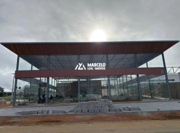Comercial · 30m² · 17 Quartos · 20 Vagas · Imóvel Comercial para alugar em Candeias de 30.03m² com 17 Quartos e 20 Garagens
