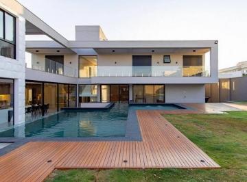 Casa · 638m² · 4 Quartos · 6 Vagas · Casa de Condomínio para venda em Residencial Vila Lombarda de 638.00m² com 4 Quartos, 4 Suites e 6 G