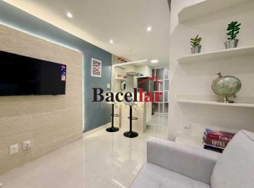 Apartamento · 32m² · Studio :  / Residencial / Centro