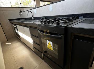 Casa · 50m² · 2 Quartos · 1 Vaga · Sobrado para alugar em Centro de 50.00m² com 2 Quartos, 1 Suite e 1 Garagem