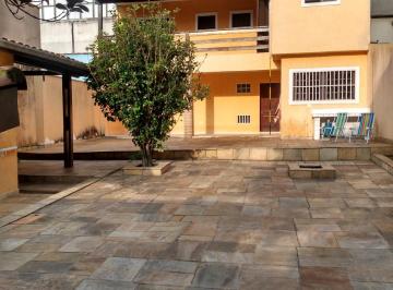 Casa · 174m² · 2 Quartos · 2 Vagas · Sobrado para venda em Centro de 174.00m² com 2 Quartos, 1 Suite e 2 Garagens