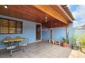 Casa · 240m² · 3 Quartos · 2 Vagas · Casa para venda em Santo Antônio de 240.00m² com 3 Quartos, 3 Suites e 2 Garagens